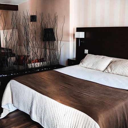 Hotel Rural Plaza Mayor チンチョン エクステリア 写真