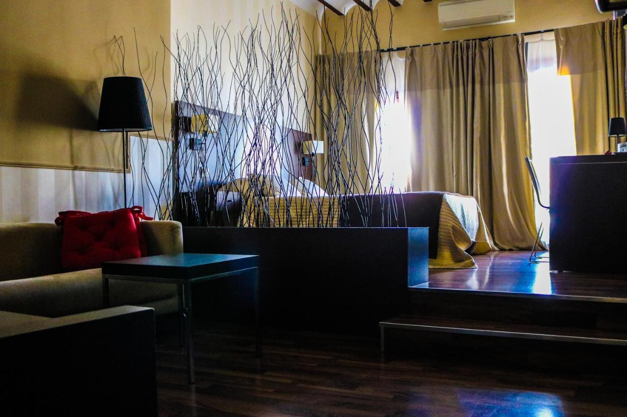 Hotel Rural Plaza Mayor チンチョン エクステリア 写真